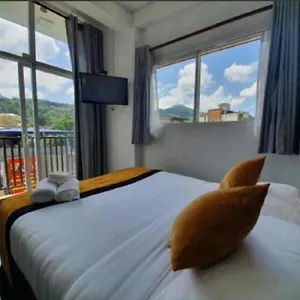 Couette-café Nap Station, Kandy