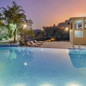 Travellers Nest 4*, Kandy Sri Lanka