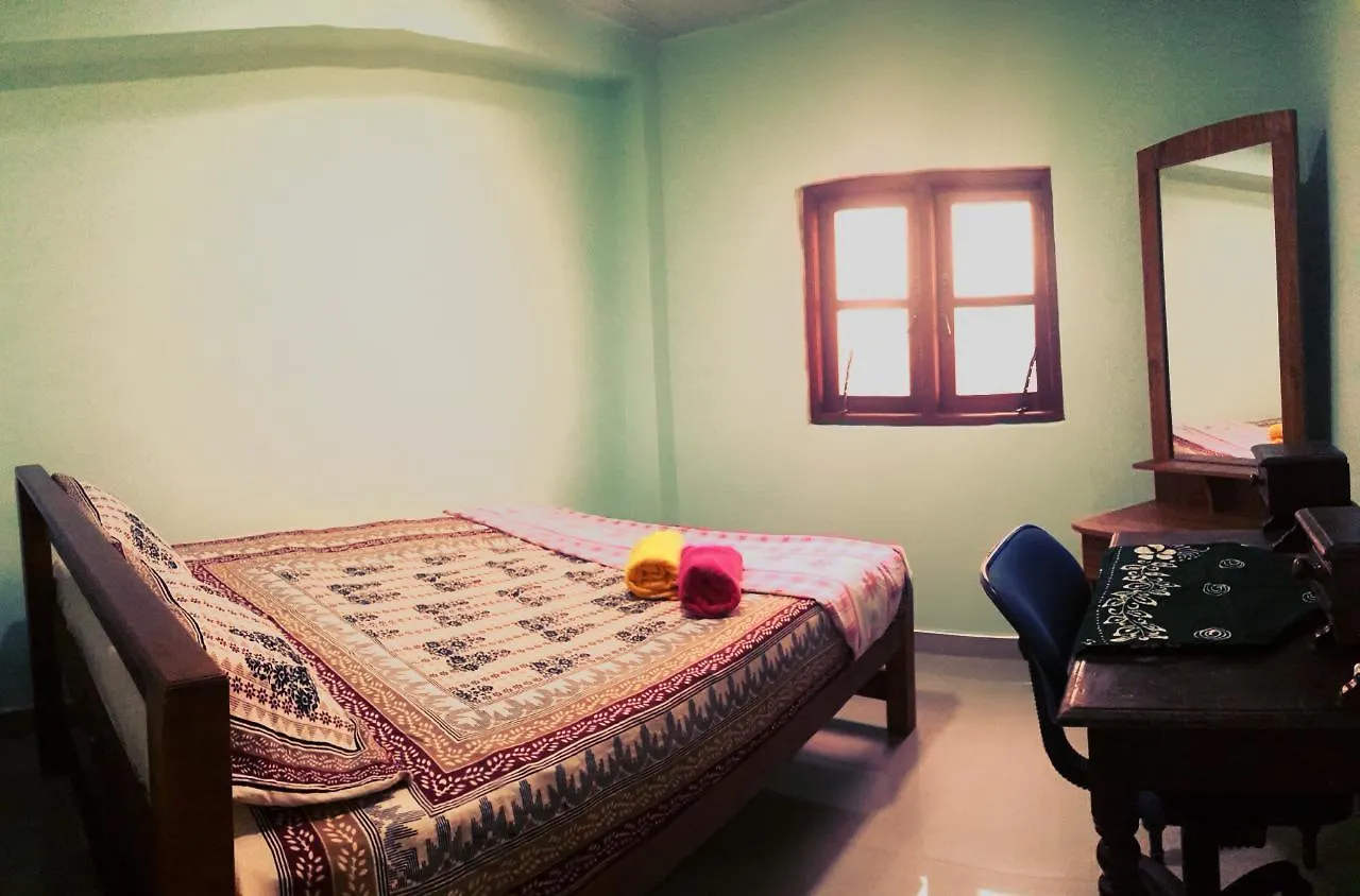 Apple Sara Home Stay Kandy Sri Lanka