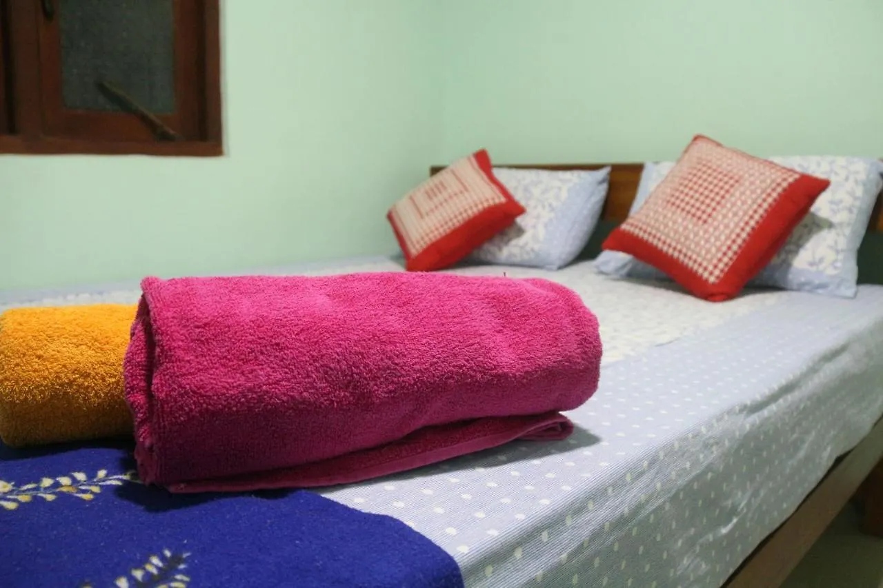 Hotel Apple Sara Home Stay Kandy